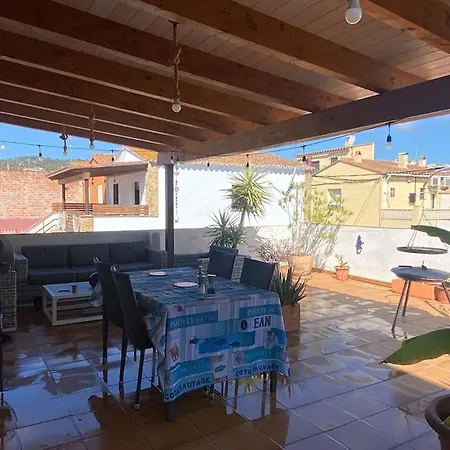 Maison De 550 M De La فندق كالونج