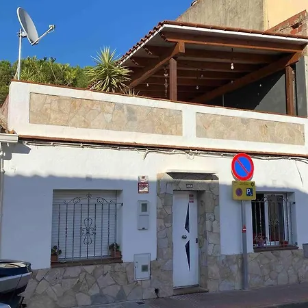 Maison De 550 M De La فندق